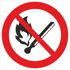 Знак P02 Запрещается пользоваться открытым огнем и курить