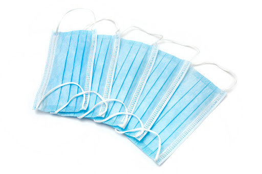 Медицинская маска трехслойная