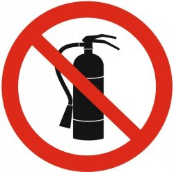 Знак P45 Запрещается пользоваться (тушить пожар) огнетушителем